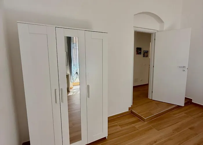 Guest house Casa Camilla&iris 3*